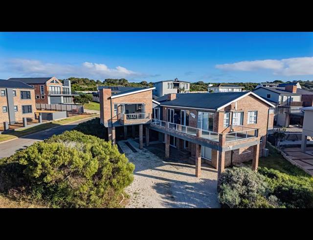 4 BEDROOM HOUSE FOR SALE IN JONGENSFONTEIN